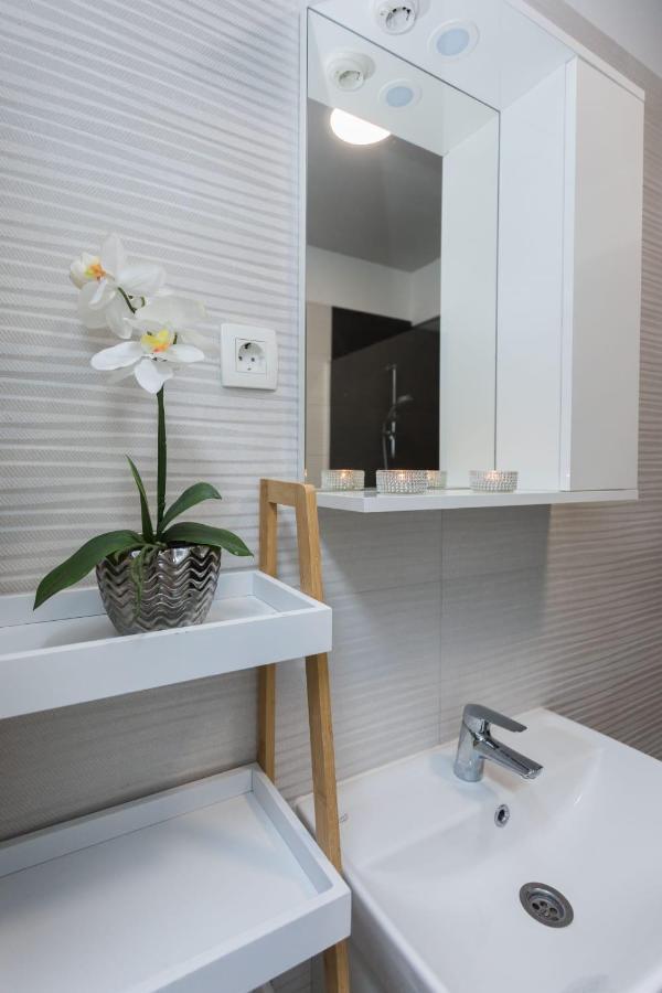 Bloom Apartment Split Exteriör bild