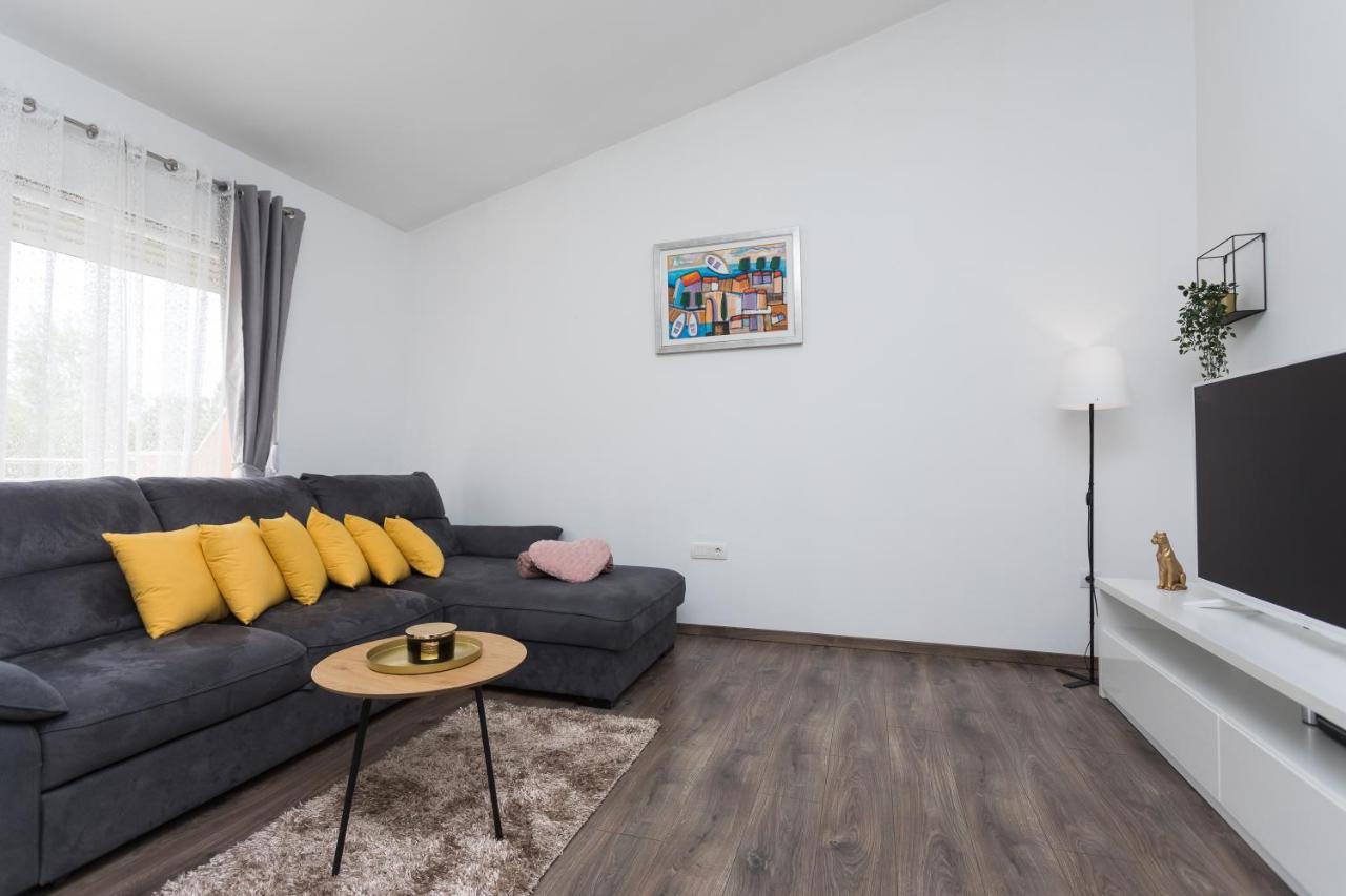 Bloom Apartment Split Exteriör bild
